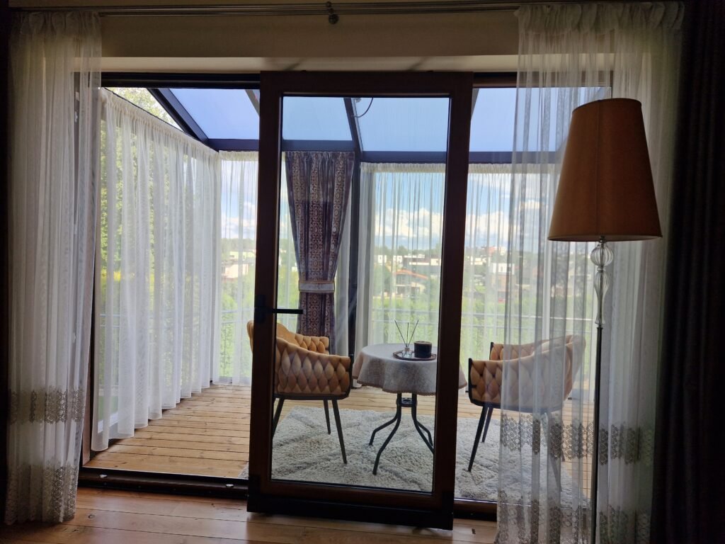 Tarpinės užuolaidos