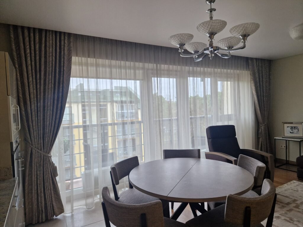 Naktinės užuolaidos su pamušalu